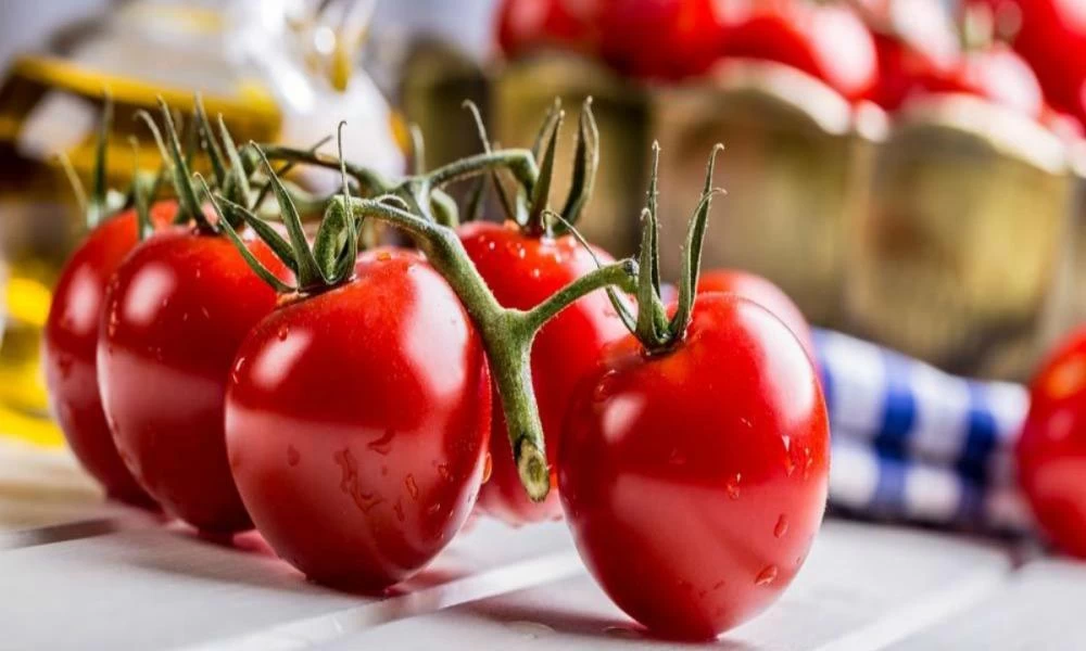 Ντομάτα η παρεξηγημένη - Τελικά αδυνατίζει ή παχαίνει;